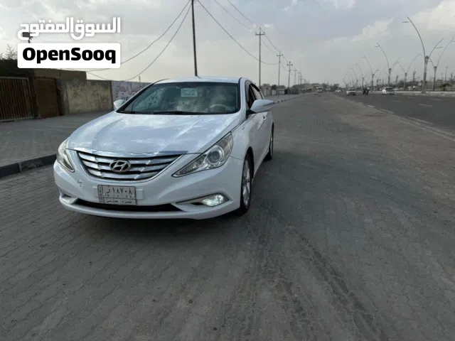 2013 هيونداي سوناتا SE