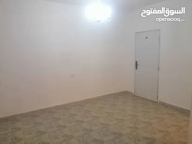 Unfurnished Full Floor in Tripoli Al-Sabaa