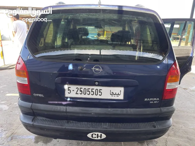 Used Opel Zafira in Tripoli