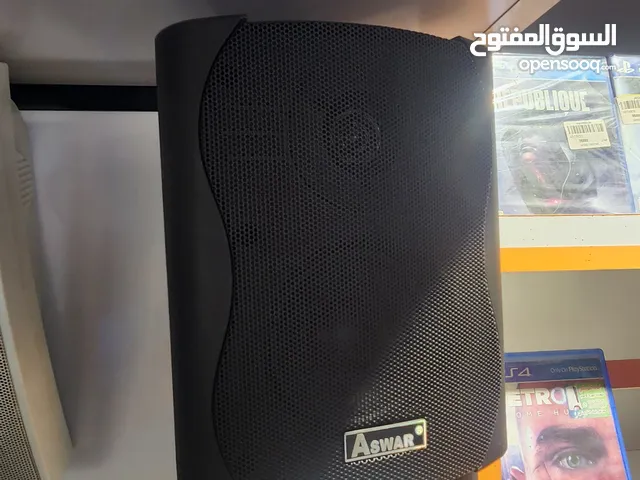 سماعات جداريه