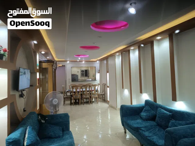شقه للبيع في المريوطيه فيصل خطوات من الرئيسي