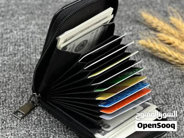 محفظة رجالية بتقنية حجب الإشارات – أمان وأناقة في جيب واحد!......  للمزيد من التفاصيل شاهد الوصف....