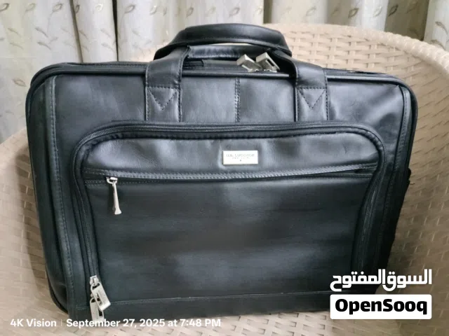 شنطة لاب توب جديده -جلد طبيعي براند USA