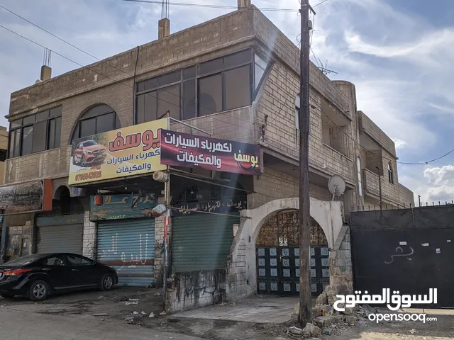 طابق في مبنى يصلح مكاتب لشركة