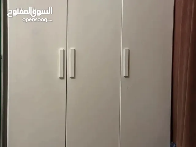 دولاب ملابس ومكتبه للبيع