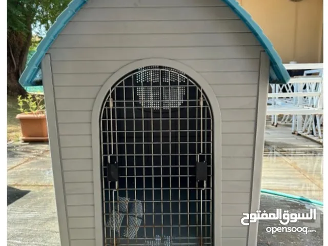 حالة متوسطة. مناسب للكلاب الصغيرة والمتوسطة الحجم. متين ويوفر مأوىً خارجيًا جيدًا. 200SAR