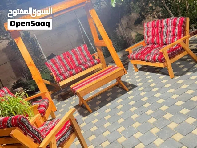 طقم مقاعد ومراجيح خشب سويدي فاخر شغل قوي وفنش نظيف ونهتم بأدق التفاصيل