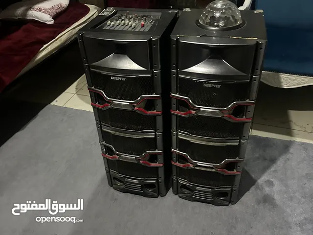 سماعتين للبيع بحالة جيدة جدا