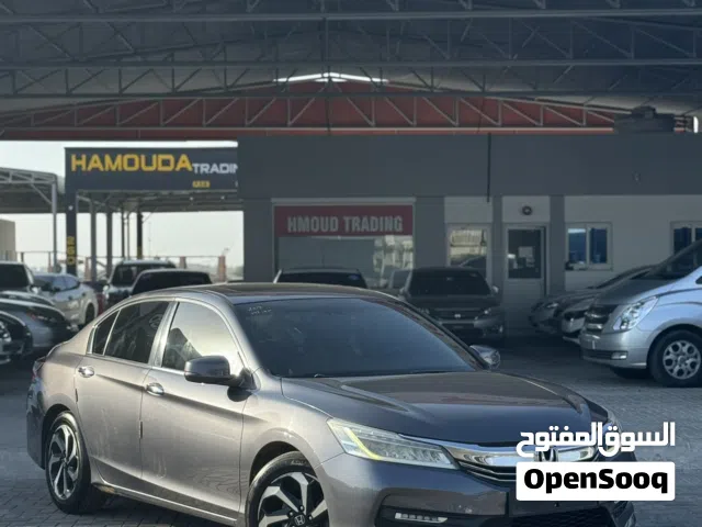 Honda accord 2017 full options AC works  perfectly هوندا اكورد 2017 فل اوبشن وارد كوريا كلين تايتل