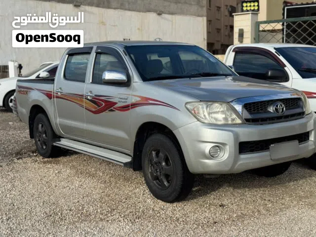 Used Toyota Hilux in Benghazi