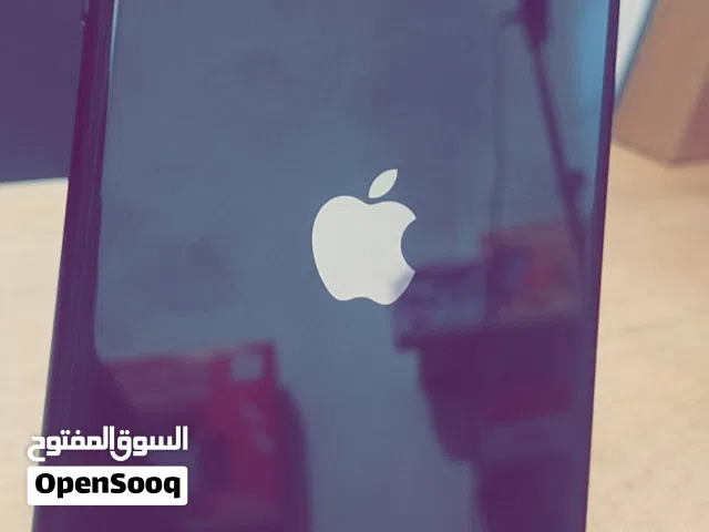 Apple iPhone 11 64 GB in Tripoli