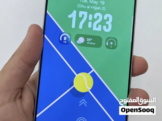 جالاكسي S25 الترا  - فضي، 256 جيجابايت، استخدام أسابيع قليلة مع الكرتونة وكابل الشاحن ضمان اكسترا