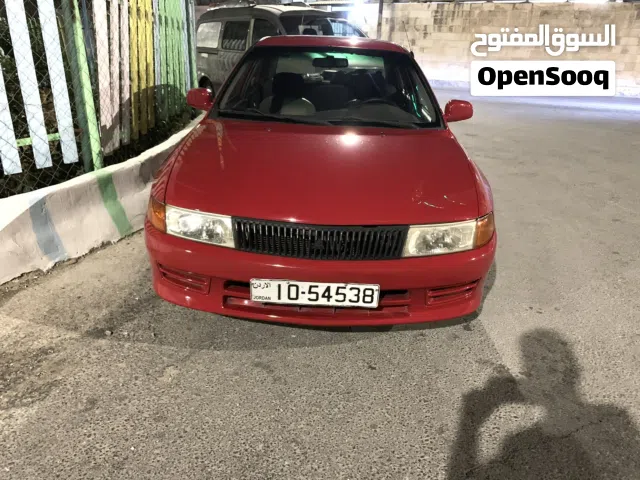 2000 ميتسوبيشي لانسر Standard