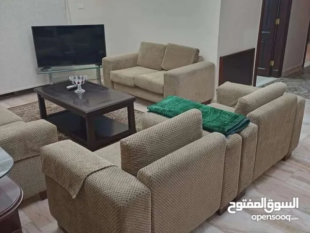 شقة مفروشة بالسابع ديلوكس
