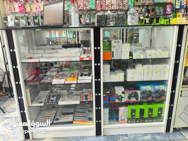 فترينة عرض كماليات السلام عليكم فترينة عرض كماليات مواصفاتها :- العرض 2 متر أو والارتفاع 1 .10