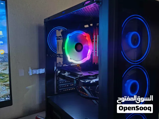 حاسبة مع ملحقات كامله للبيع شاشة ماوس كيبورد سماعه يوبي اس