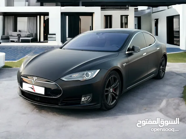 Tesla Model S P85D 2015  GCC  Dual Motor  FSH  Many Add-ons