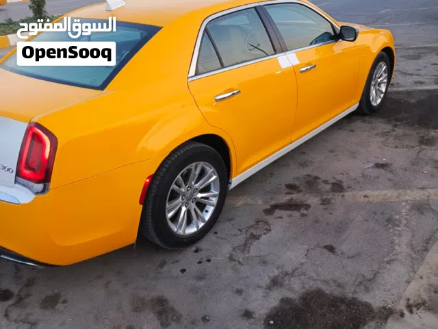 2012 كرايسلر 300 Standard