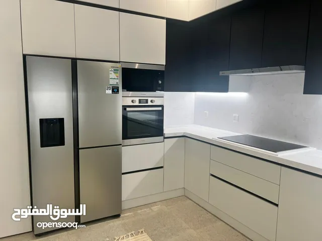 215 m2 3 Bedrooms Apartments for Rent in Al Riyadh Al Qirawan