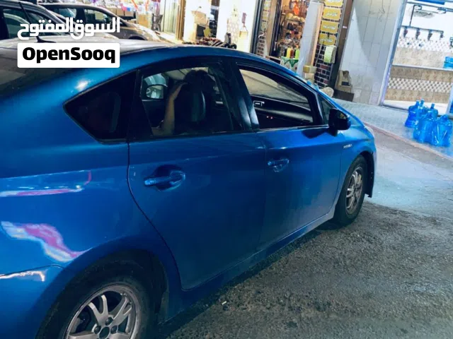 2011 تويوتا بريوس Prius