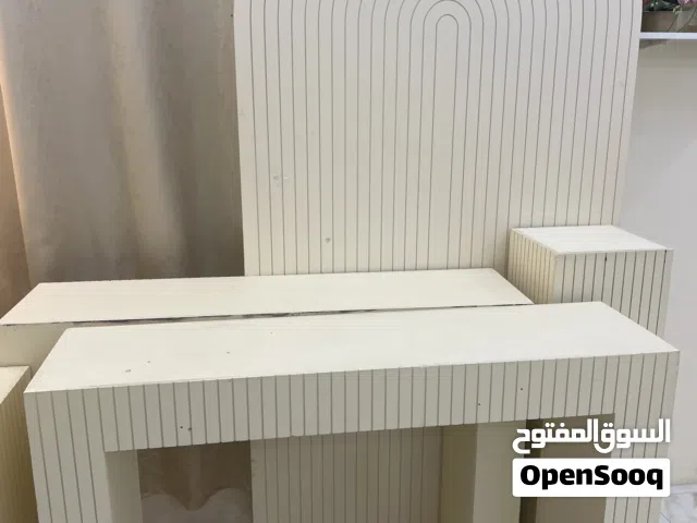 طاولات استقبال مستعمل