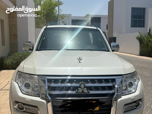 Mitsubishi Pajero 2020