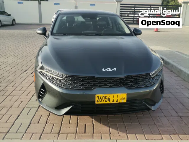 2022 كيا K5 Standard