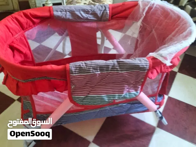 سرير بيبي جديد