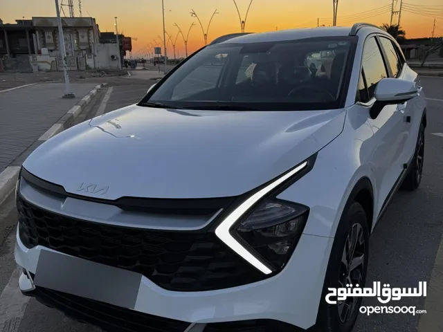 سبورتج 2024 خليجي جديده ونظيفة جدا نص فول السيارة جديده ضمان الشركة 5 سنوات نظيفة جدا