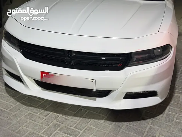 للبيع قطع بدي خارجيه دودج تشارجر rt