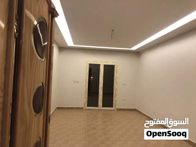 135 m2 3 Bedrooms Apartments for Sale in Giza 6th of October