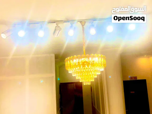 ثريا حجم كبير للبيع