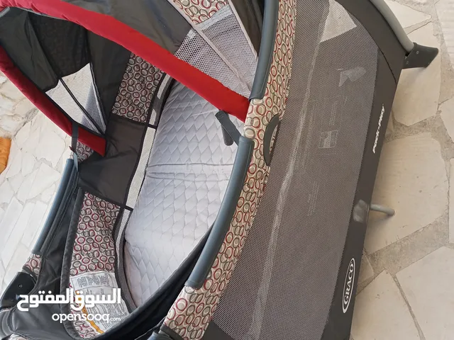 سرير اطفال نوع GRACO ممتاز)))