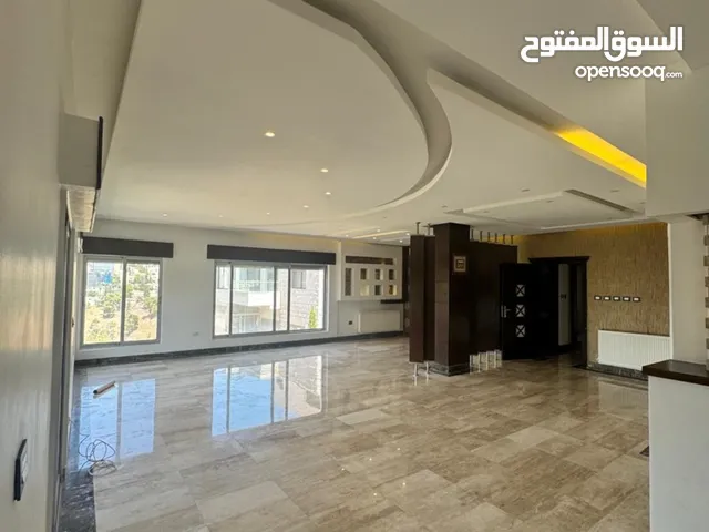 دوبلكس فيلا متلاصقة في عبدون للايجار سنوي او للبيع