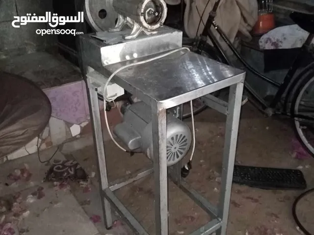 ماكينة لطحن الفلافل واللحمة عيار 22
