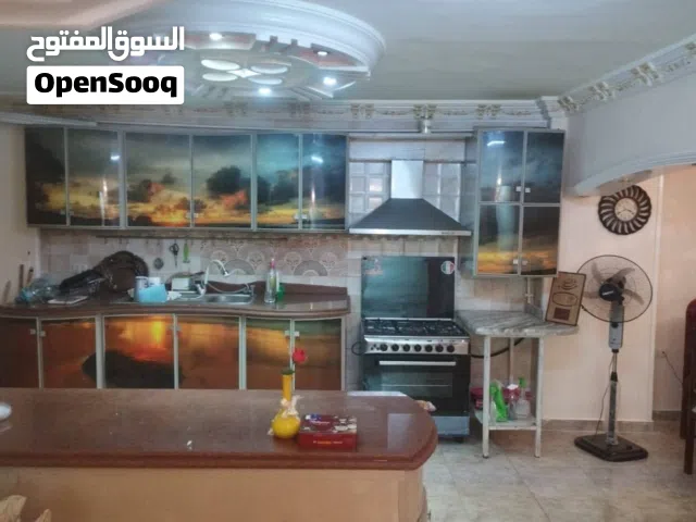 شقه ممتازه في لوران
