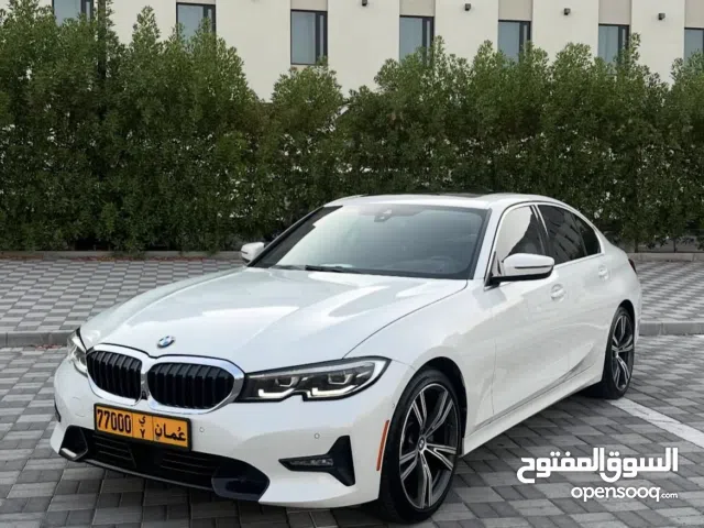 BMW 330i 2019 فل أوبشن وارد – نظيفة جدًا وجاهزة للإستخدام