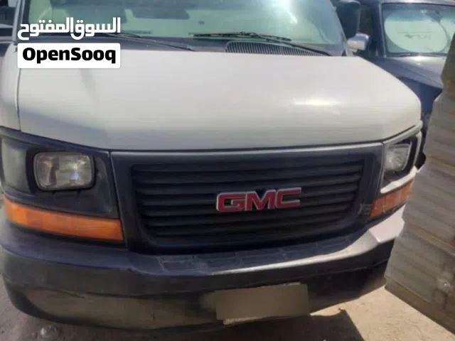 2010 جي إم سي سافانا