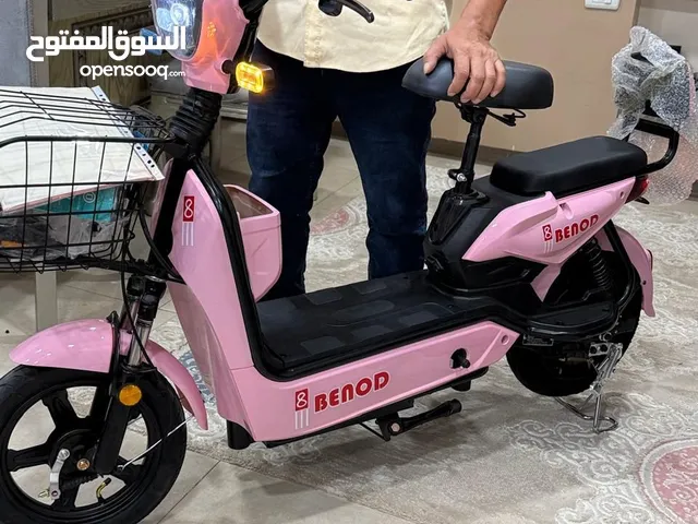 ماركة بينود 4بطاريات ليد اسد الاسكوتر 500 واط بيشحن من ساعة ل ساعتين سرعة 50 3 سرعات 7 الوان احدث
