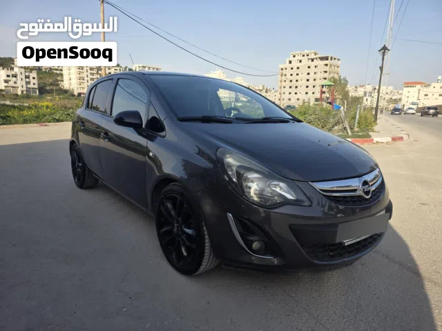 اوبل كورسا  Opel corsa Black edition بحالة ممتازة جداً كاش او بدل