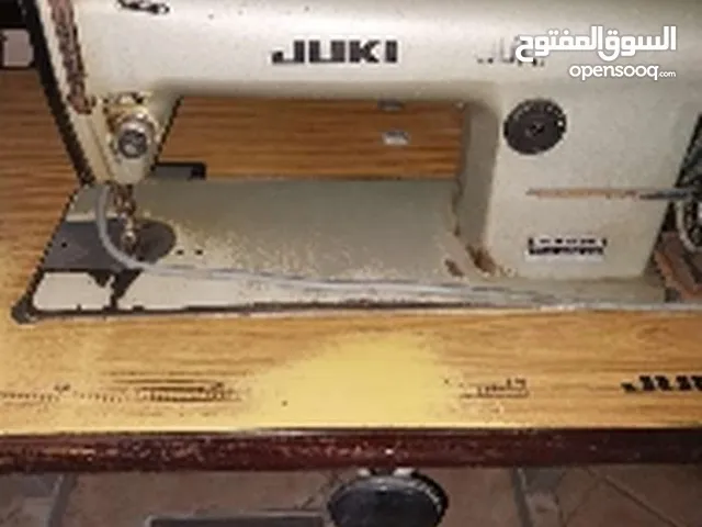 ماكينات خياطة