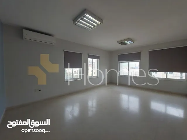 مكتب طابقي مميز للايجار في عمان - ام اذينة , بمساحة 270م