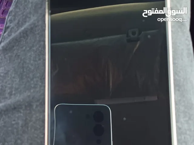 ايفون 12 pro max لون ذهبي