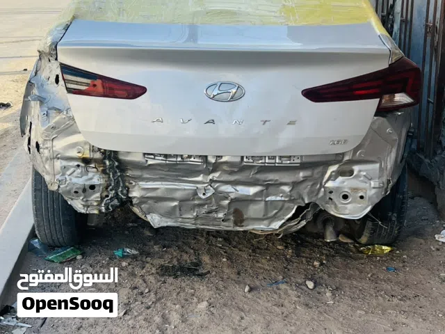 2020 هيونداي النترا SE