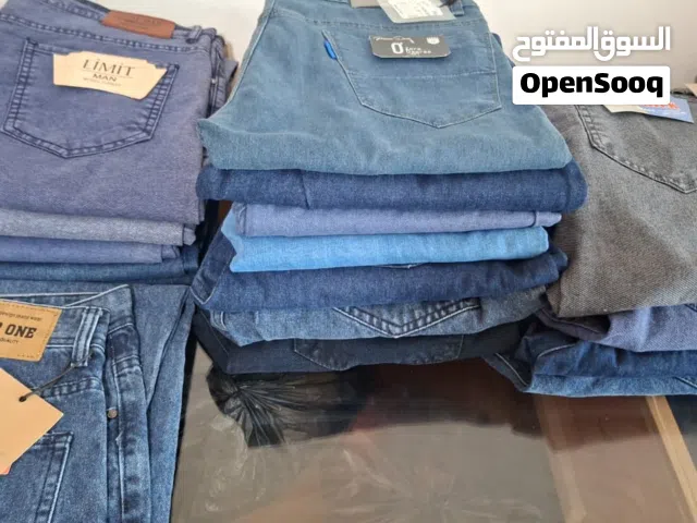 90 بنطلون جينز جديد واروبي وجنكل وكتان و8 بناطيل قماش سعرهم 350