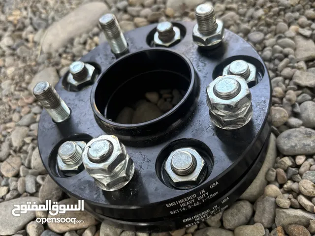 للبيع سبيسرات 5 براغي مقاس 15 امريكيات