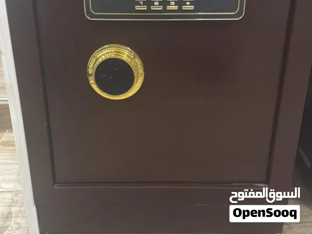 خزنه قاصة وزن 60 كيلو مميزة بنظام مفاتيح ثنين مع باسورد ضد الحريق