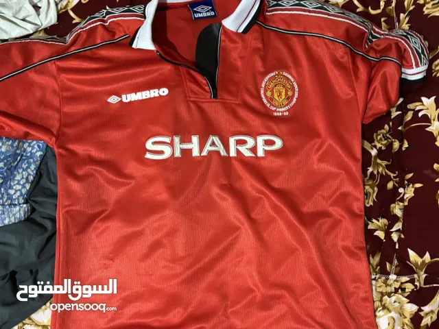 Manchester United home jesery from the 1998-99 season
