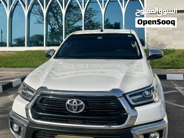 2026 Toyota Hilux SR5