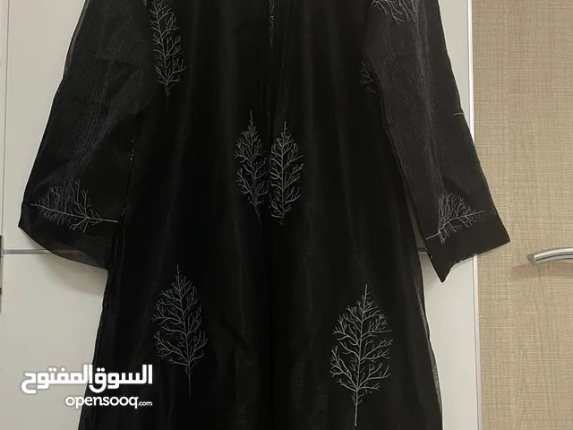 عبايات جديدة...